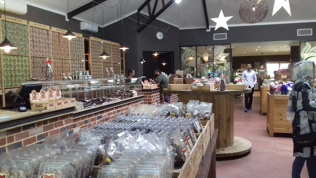Whistlers Chocolate Company Cafe | 506 Great Northern Hwy, Middle Swan WA 6056, Australia | Phone: (08) 9250 8411