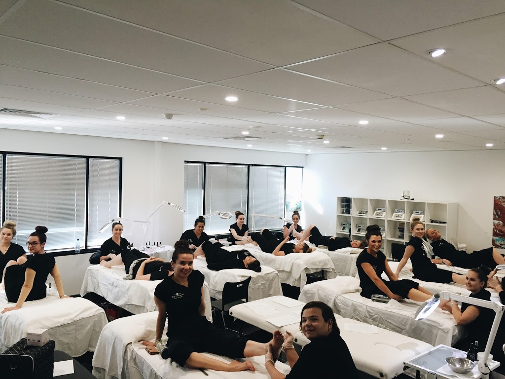 The French Beauty Academy | 69 Laver Dr, Robina QLD 4226, Australia | Phone: (07) 5562 2567