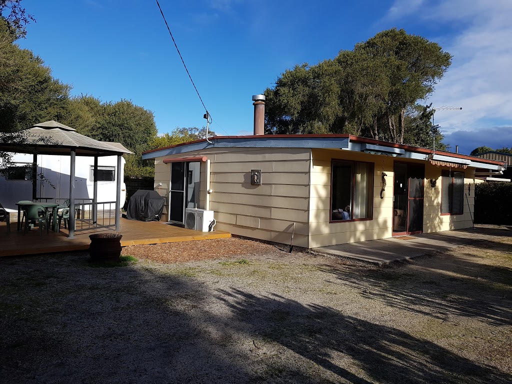 Seahorse Cottage | real estate agency | 3 Power St, Loch Sport VIC 3851, Australia | 0351460191 OR +61 3 5146 0191