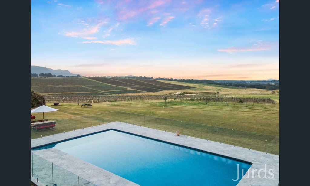 Villa Toscana | 86 Marrowbone Rd, Pokolbin NSW 2320, Australia | Phone: 0434 509 888