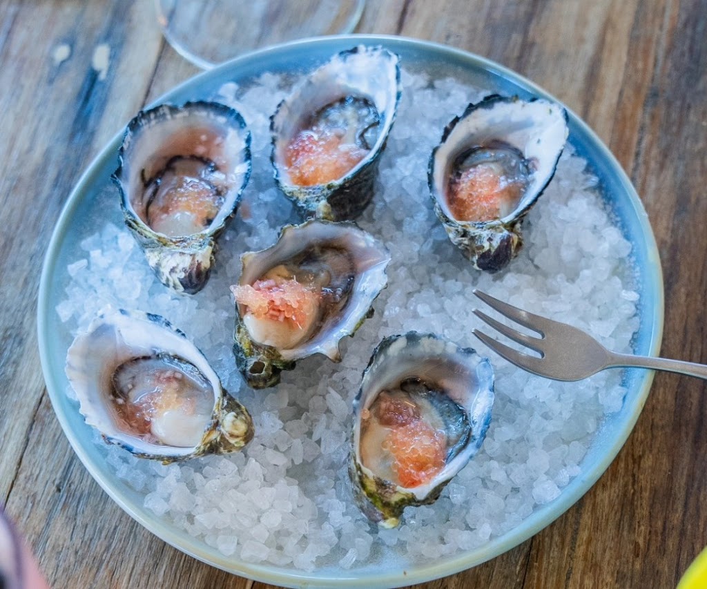 Six Beaches Fish Grill and Bar | 29 Mooloomba Rd, Point Lookout QLD 4183, Australia | Phone: (07) 3471 6003