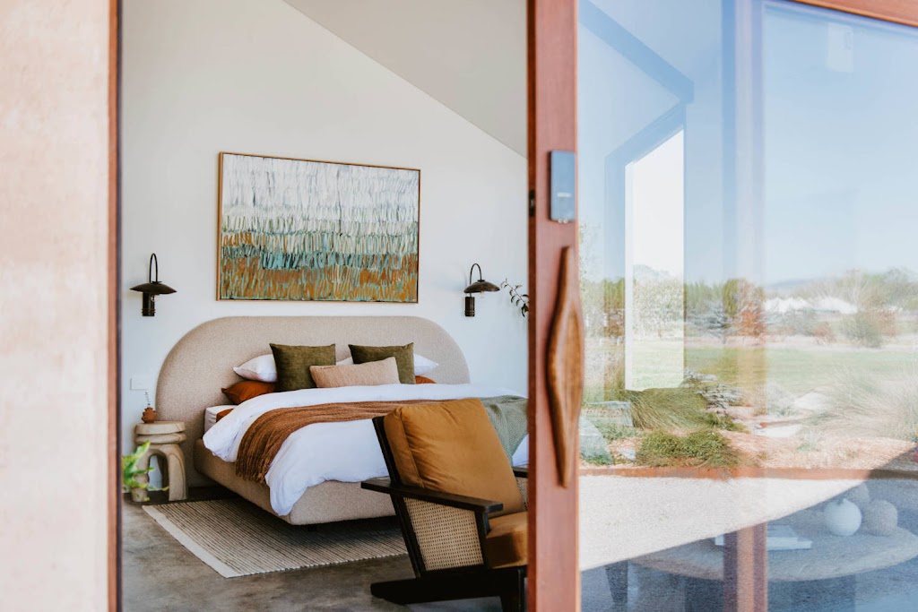 Kavillo Studios | 99 Mount Pleasant Ln, Buckaroo NSW 2850, Australia | Phone: 0492 914 750