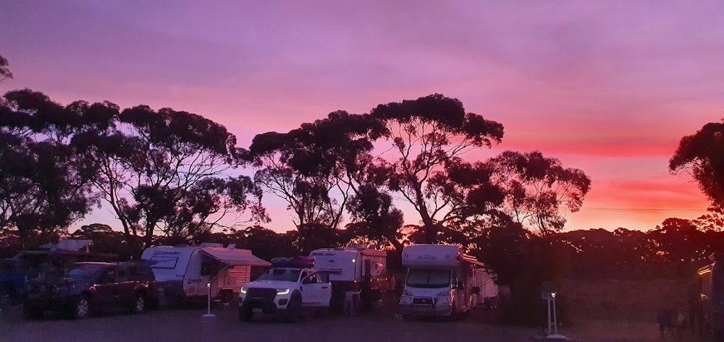 SALMON GUMS COMMUNITY CARAVAN PARK | Salmon Gums WA 6445, Australia | Phone: 0467 880 443