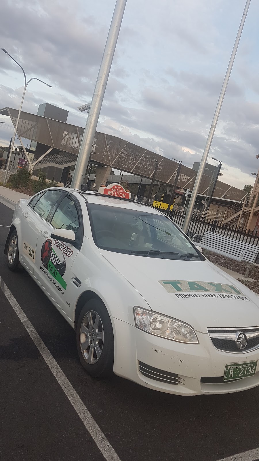 Bacchus Marsh Station Taxi Rank | taxi stand | Station St, Maddingley VIC 3340, Australia | 0397460333 OR +61 3 9746 0333