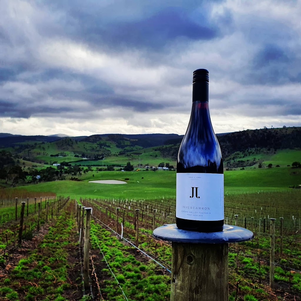 Budburst Wine Collective | 18 Surf Rd, Seven Mile Beach TAS 7170, Australia | Phone: 0480 292 764