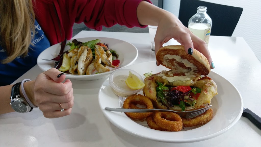 The Salty Crab | restaurant | 11/8 Moona Creek Rd, Vincentia NSW 2540, Australia | 0244439114 OR +61 2 4443 9114