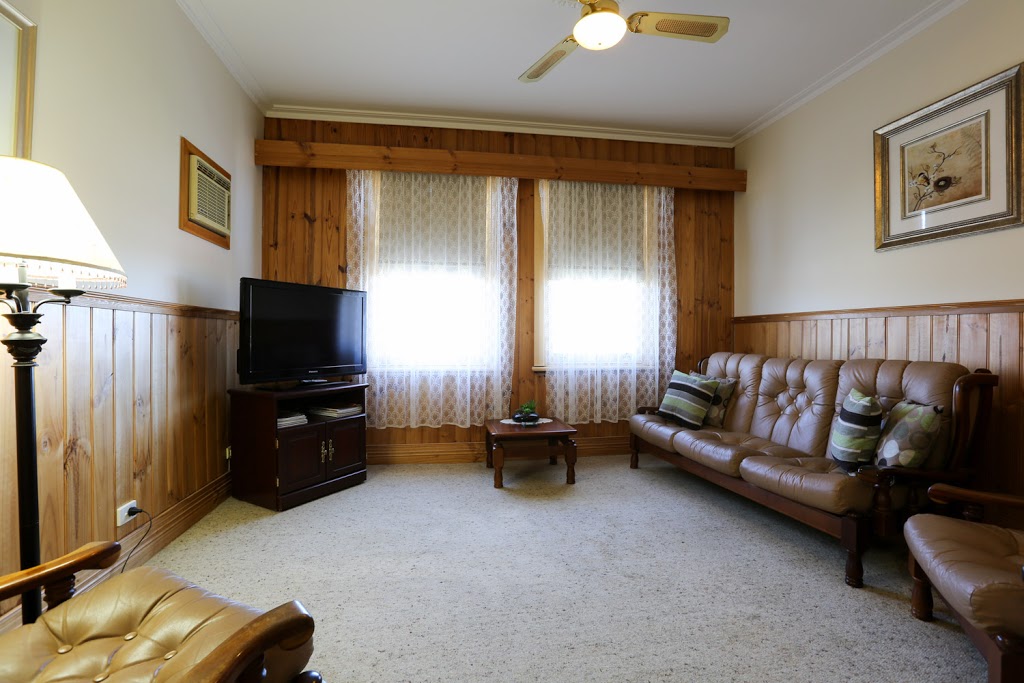 Waverley Guesthouse | lodging | 56 Nihil St, Alexandra VIC 3714, Australia | 0357721146 OR +61 3 5772 1146