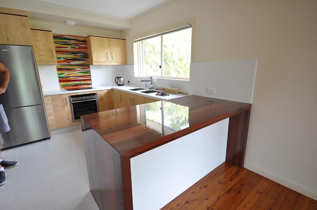 JT Benchtops | Smiths Rd end of, alongside Smith and Gray Furniture Makers, Smiths Rd, Wights Mountain QLD 4520, Australia | Phone: (07) 3289 2079