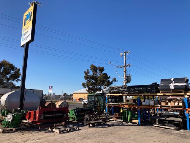 Murray Mallee Machinery | 195 Karinie St, Swan Hill VIC 3585, Australia | Phone: (03) 5033 1999 Murray Mallee Machinery | 195 Karinie St, Swan Hill VIC 3585, Australia | Phone: (03) 5033 1999