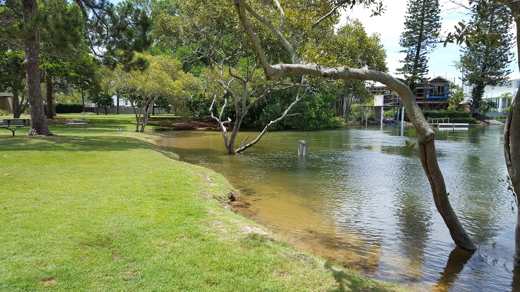 Platell Park | park | 51/53 Savoy Dr, Broadbeach Waters QLD 4218, Australia