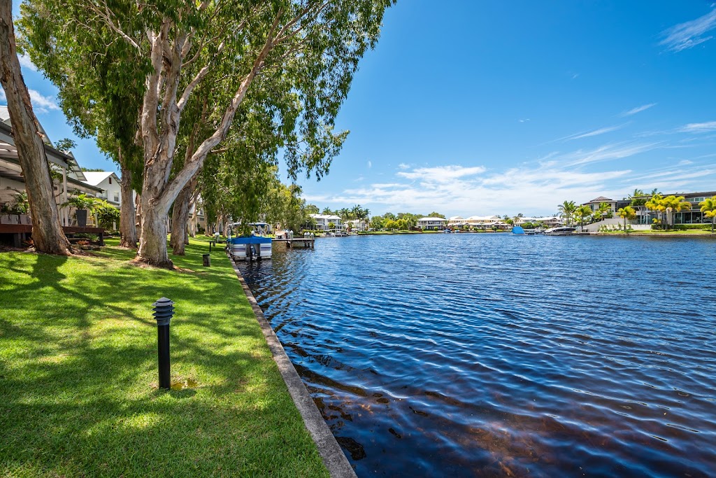 Noosa Entrance Waterfront Resort | lodging | 67 Gibson Rd, Noosaville QLD 4566, Australia | 0754740366 OR +61 7 5474 0366