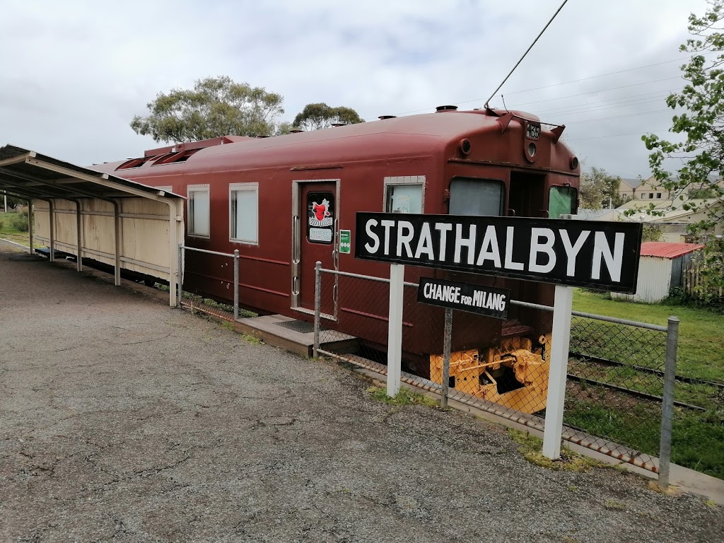 Stationmasters Art Gallery | 20 South Terrace, Strathalbyn SA 5255, Australia | Phone: (08) 8536 4263