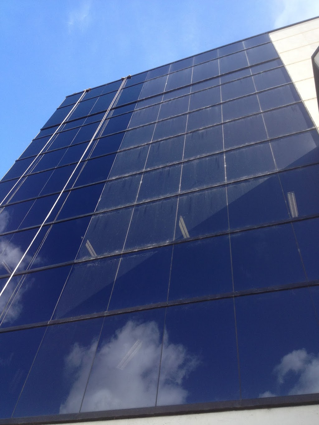 Extreme window cleaning & Maintenance Pty Ltd | Melbourne VIC 3000, Australia | Phone: 0405 755 069