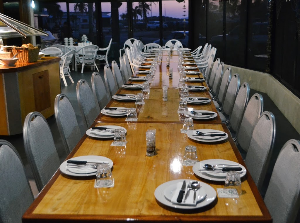 Channel Inn Bar and Bistro | restaurant | 47 Dungeness Rd, Lucinda QLD 4850, Australia | 0747778416 OR +61 7 4777 8416