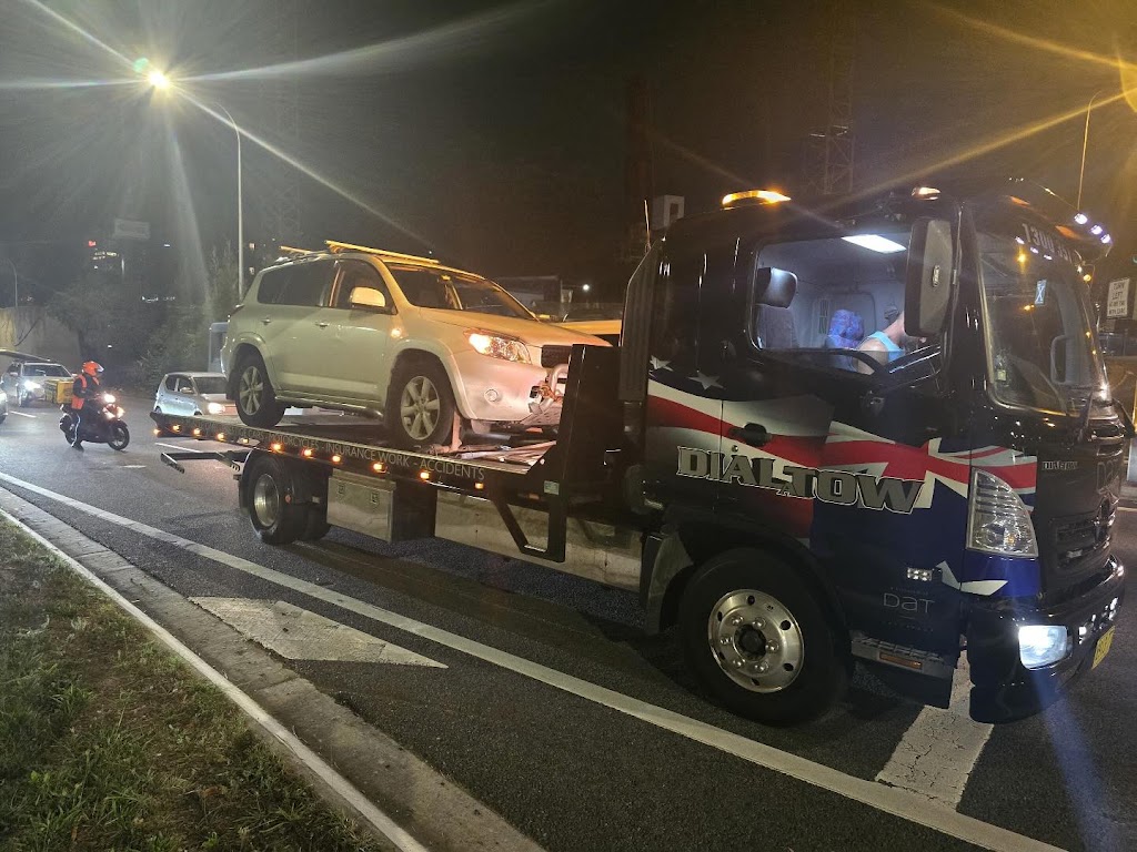 Dial A Tow | 9 Booralee St, Botany NSW 2019, Australia | Phone: (02) 9565 1305