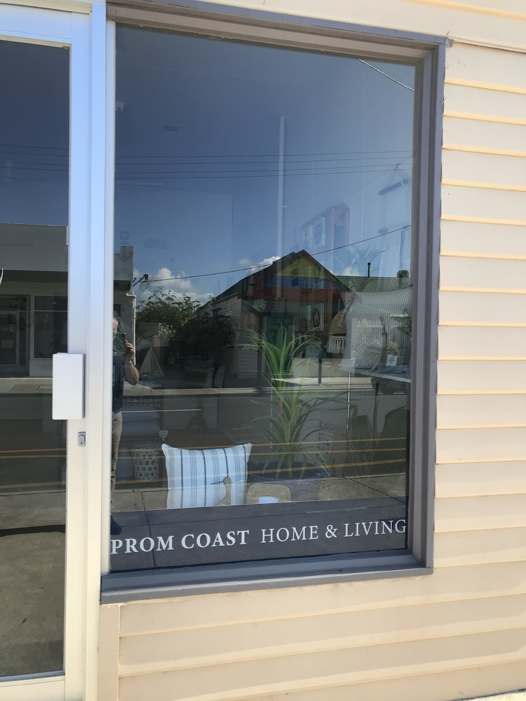 Prom Coast Home & Living | furniture store | 62 Stanley St, Toora VIC 3962, Australia | 0404200950 OR +61 404 200 950