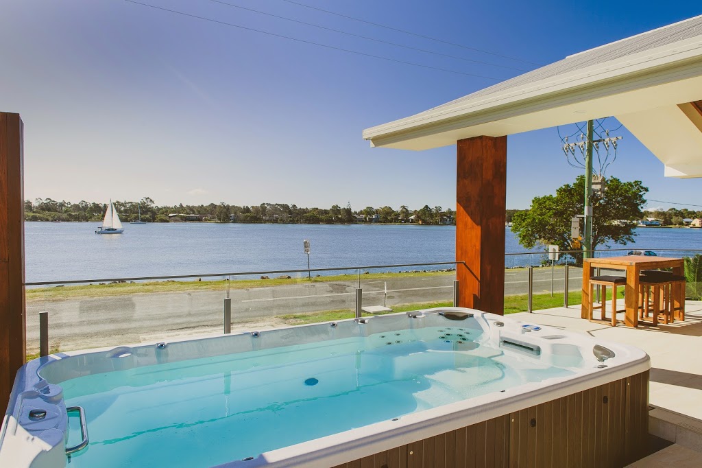 Ana Mandara Luxury Bed & Breakfast | 152 Settlement Point Rd, Port Macquarie NSW 2444, Australia | Phone: 0422 181 471