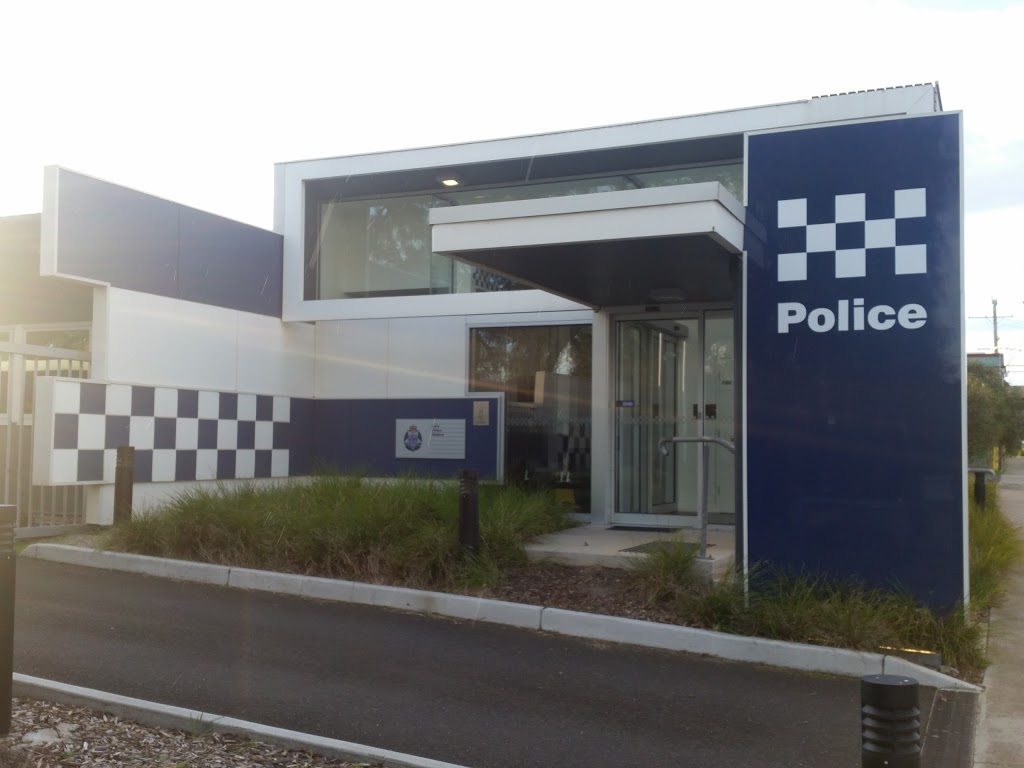 Lara Police Station | police | 6 Forest Rd S, Lara VIC 3212, Australia | 0352821241 OR +61 3 5282 1241