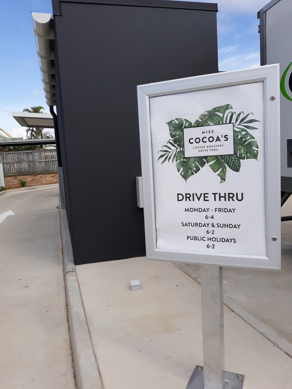 Miss Cocoas Coffee Roastery Drive Thru | cafe | Boat Harbour Drive Park, 93-101 Boat Harbour Dr, Urraween QLD 4655, Australia