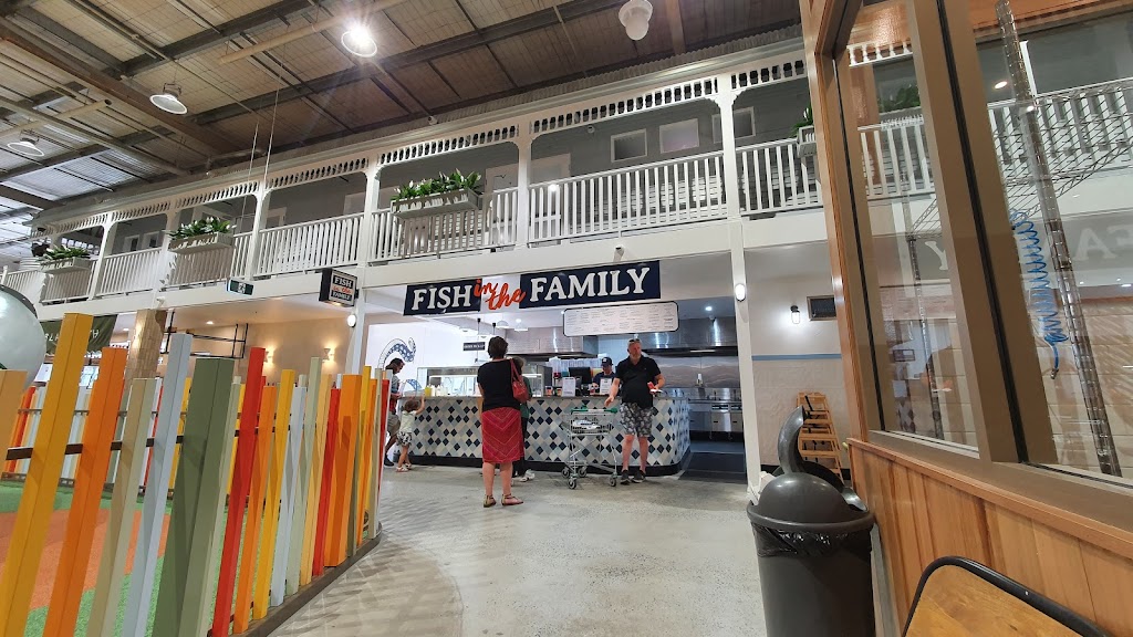 Fish in the Family - Albury | Inside Harris Farm Markets, 618 Young St, Albury NSW 2640, Australia | Phone: (02) 6046 9708