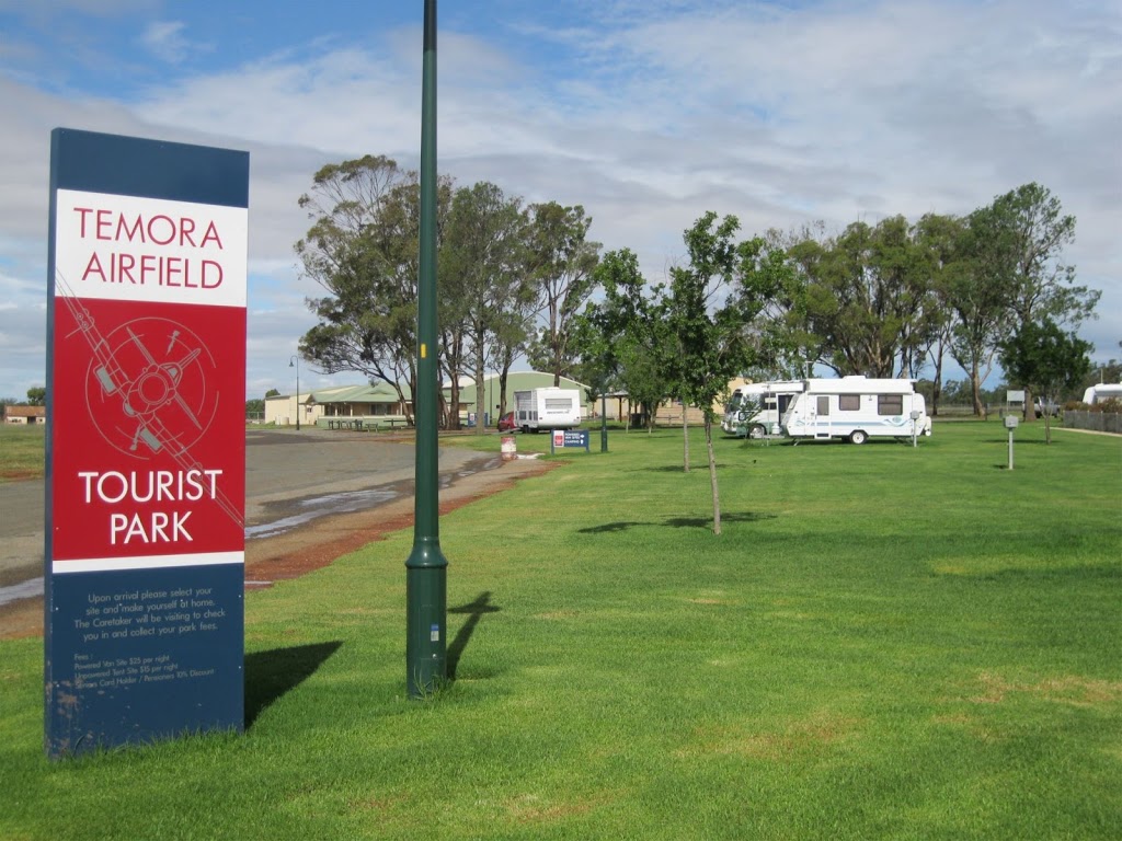 Temora Airfield Tourist Park Caravans and Camping | rv park | 7 Tenefts St, Temora NSW 2666, Australia | 0418780251 OR +61 418 780 251