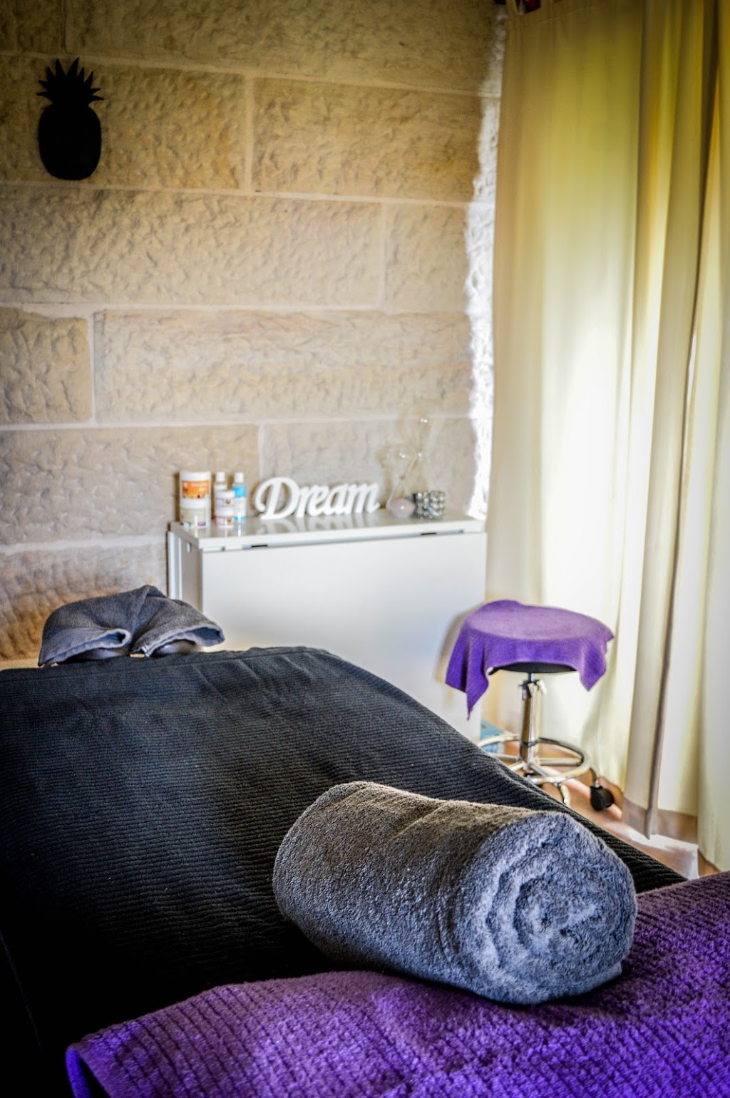 Libellula Relaxation & Health - Bilpin | 73 Ghost Hill Rd, Berambing NSW 2758, Australia | Phone: 0422 967 841