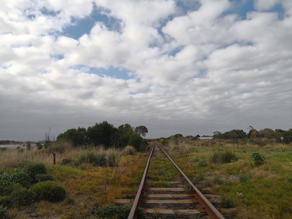 Point Lonsdale Friendly B & B | 2/2 Paywit Ct, Point Lonsdale VIC 3225, Australia | Phone: 0411 050 591