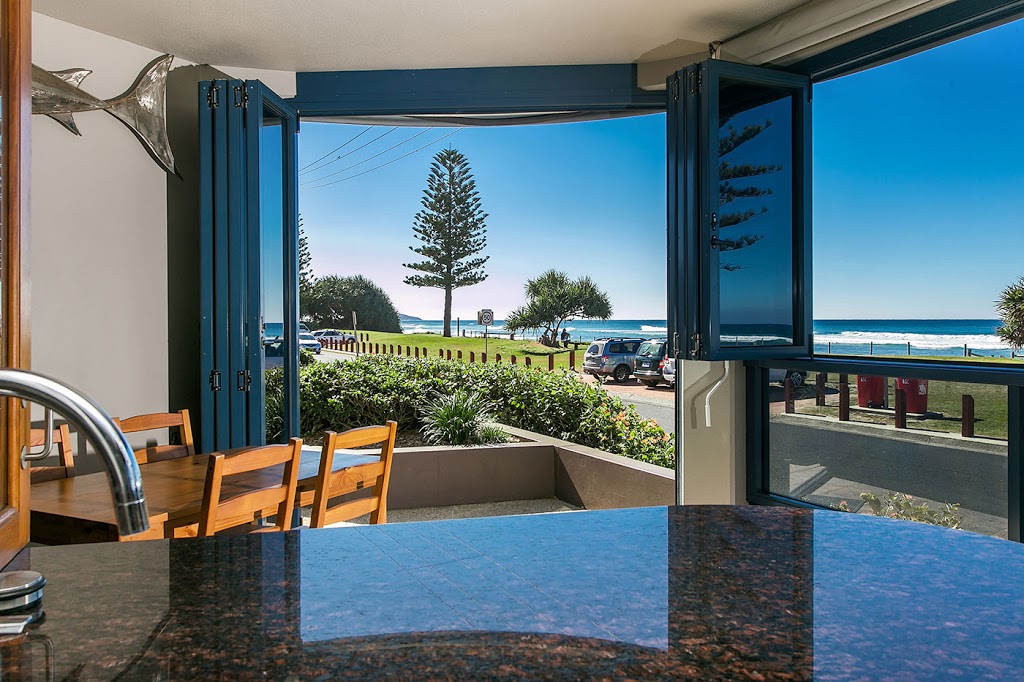Lennox Holiday Apartments | lodging | 21 Pacific Parade, Lennox Head NSW 2478, Australia | 0429328556 OR +61 429 328 556