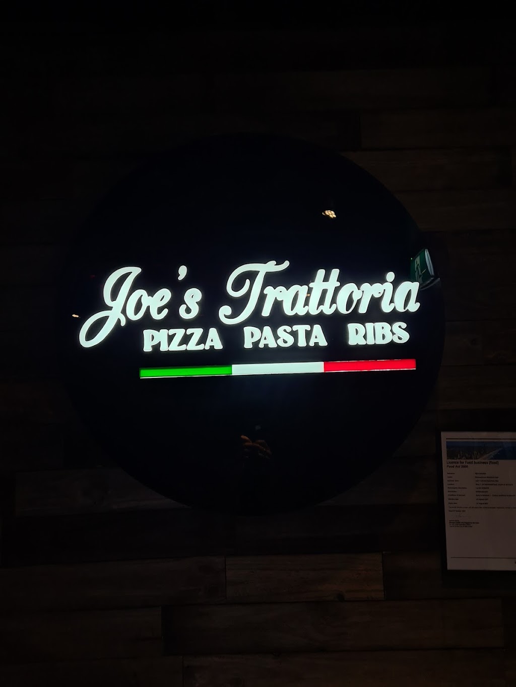 Joes Trattoria Pizza, Pasta & Ribs | Shop 7/141 Maudsland Rd, Oxenford QLD 4210, Australia | Phone: (07) 5605 9917