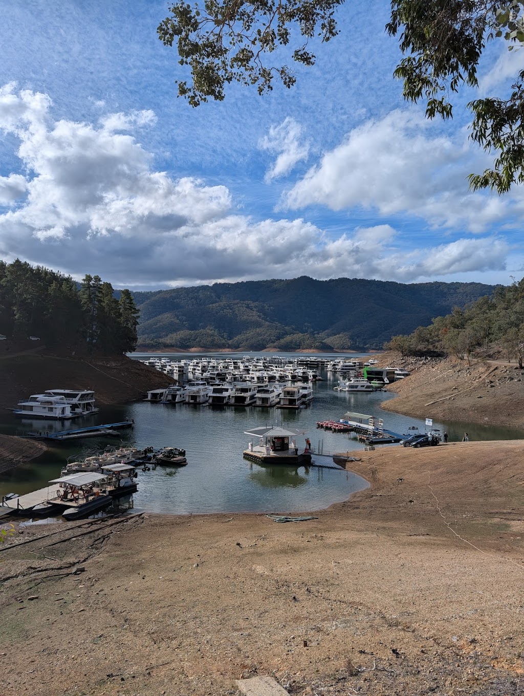 Lake Eildon Hotel | 190 Sugarloaf Rd, Eildon VIC 3713, Australia | Phone: (03) 4716 1110 Lake Eildon Hotel | 190 Sugarloaf Rd, Eildon VIC 3713, Australia | Phone: (03) 4716 1110