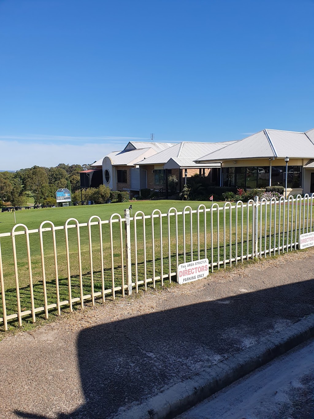 Muree Golf Club | 7 Walker Cres, Raymond Terrace NSW 2324, Australia | Phone: (02) 4987 2142