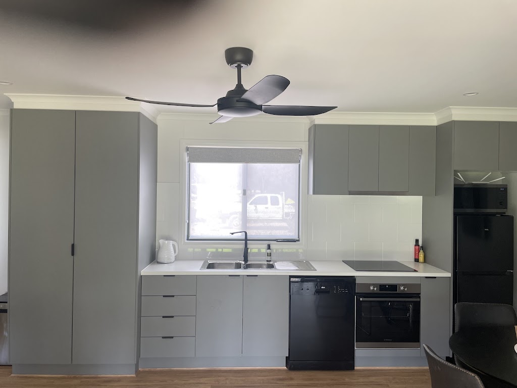 Riverina Valais blacknose sheep & farmstay | 4100 Barooga-Tocumwal Rd, Tocumwal NSW 2714, Australia | Phone: 0405 136 515