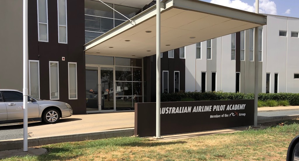 Australian Airline Pilot Academy | school | Forest Hill NSW 2651, Australia | 0269267400 OR +61 2 6926 7400