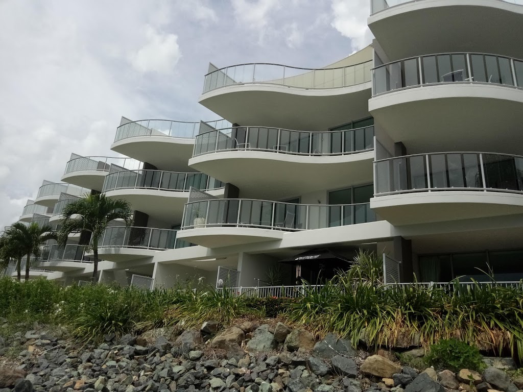 at Marina Shores | lodging | 159 Shingley Dr, Cannonvale QLD 4802, Australia | 0749641500 OR +61 7 4964 1500