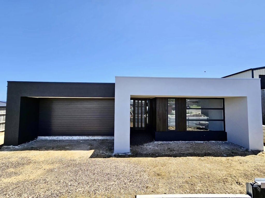 Ryan Bros Building | 8/14 Butt St, Canadian VIC 3350, Australia | Phone: 0448 347 786