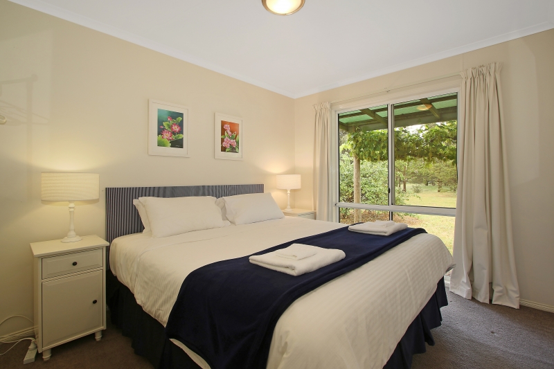 Feathertop Views and Dorm | lodging | 5a Mcmahons Ln, Smoko VIC 3741, Australia | 0357552275 OR +61 3 5755 2275