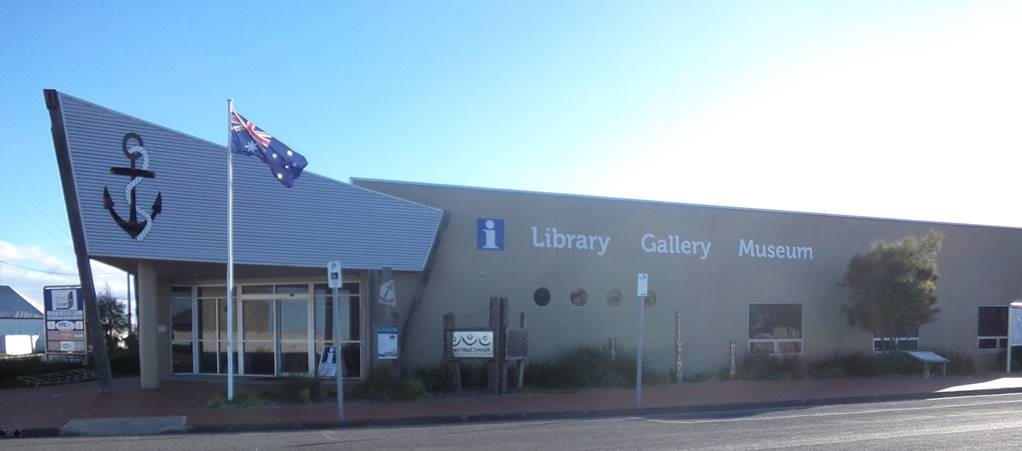 Port MacDonnell Community Complex | local government office | 5/7 Charles St, Port Macdonnell SA 5291, Australia | 0887383000 OR +61 8 8738 3000
