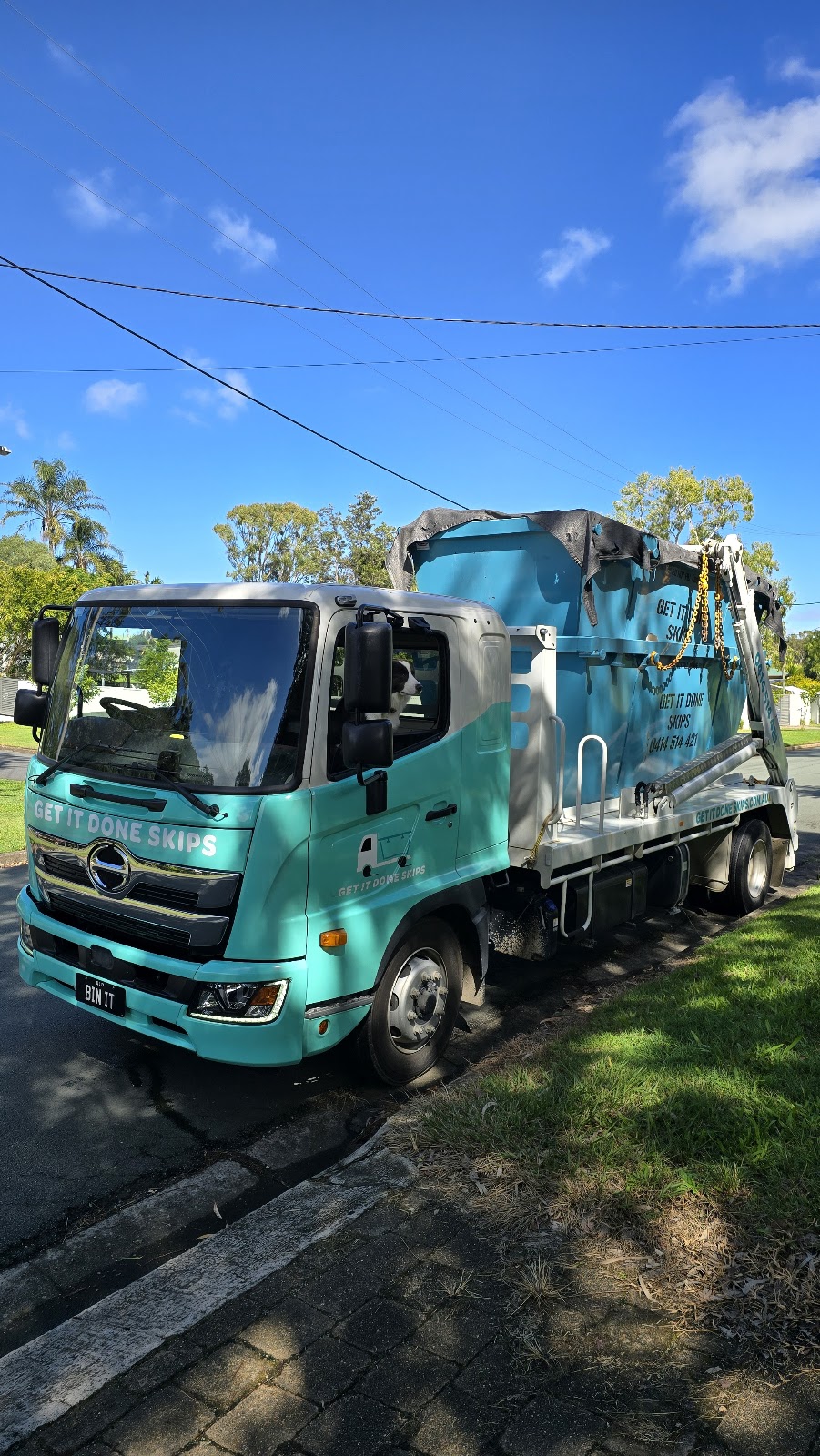 Get It Done Skips | 74 Raceview Ave, Hendra QLD 4011, Australia | Phone: 0414 514 421