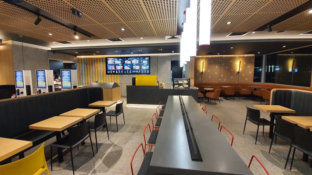 McDonalds Blacktown Sportspark | restaurant | Eastern Rd, Rooty Hill NSW 2766, Australia