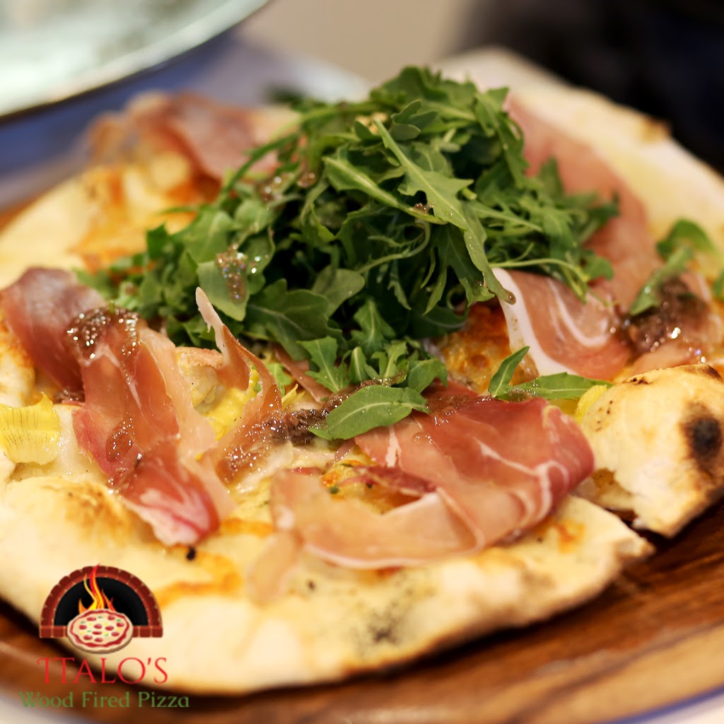 Italos Wood Fired Pizza | restaurant | 7 Gilbert St, Torquay VIC 3228, Australia | 0352616339 OR +61 3 5261 6339