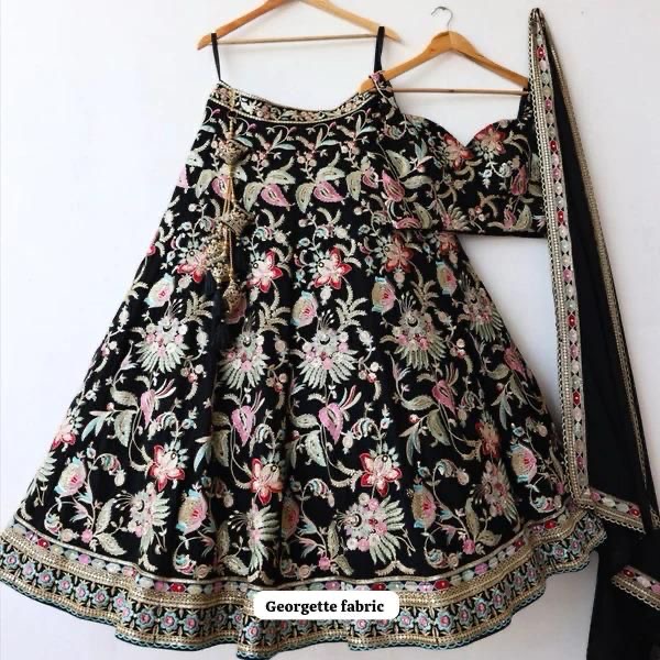 Desi couture | 43 Marrone Bvd, Cranbourne East VIC 3977, Australia | Phone: 0433 650 003