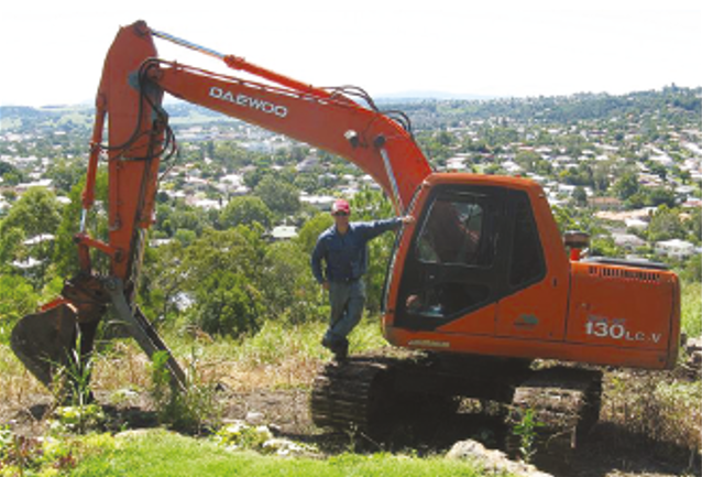 JS Cormack Earthmoving | 2 Coraki Rd, South Gundurimba NSW 2480, Australia | Phone: (02) 6688 8170