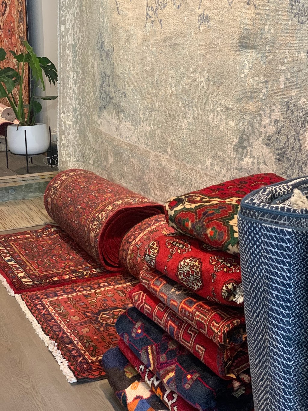 Masters Persian Carpets | 487 Church St, Richmond VIC 3121, Australia | Phone: 0418 900 990