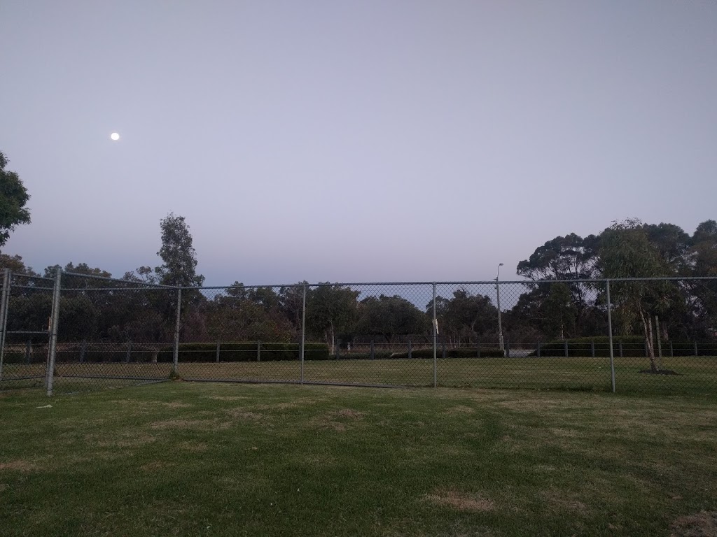 Parmelia Dog Park | 4 Parmelia Ave, Parmelia WA 6167, Australia