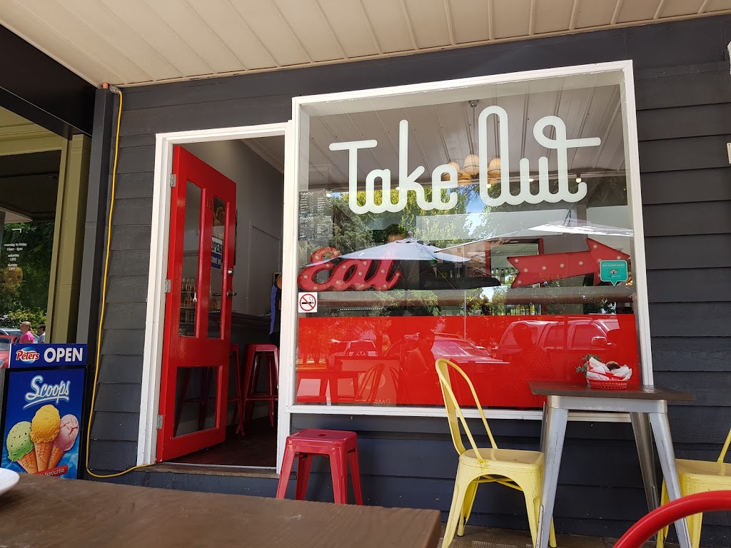 TakeOut | meal takeaway | 16 Kiewa Cres, Mount Beauty VIC 3699, Australia | 0411695546 OR +61 411 695 546