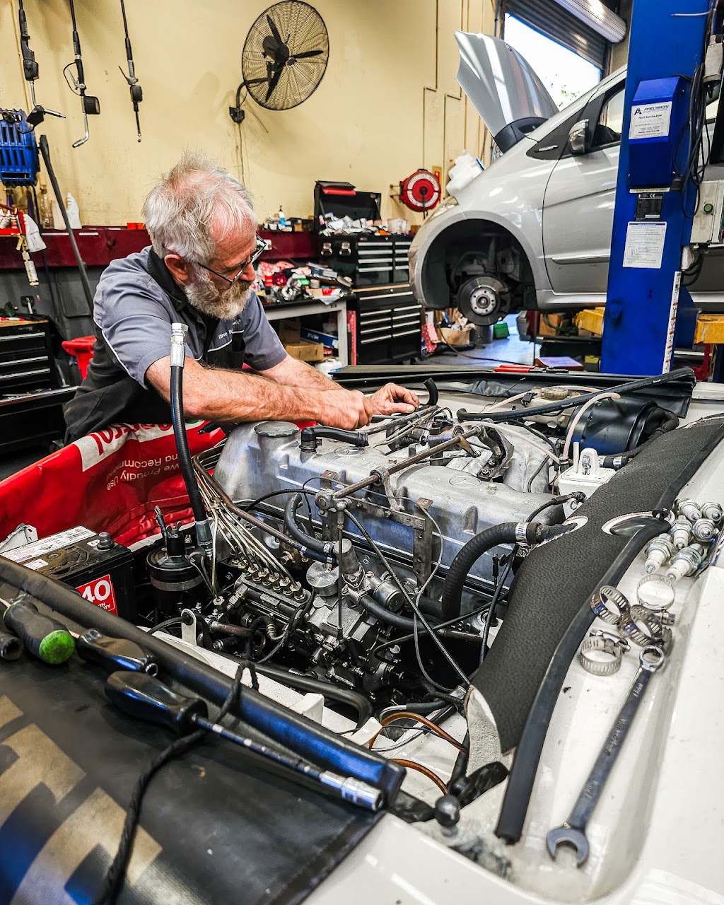 Three Point Classic | 17 Rover St, Mount Gravatt QLD 4122, Australia | Phone: (07) 3849 7933