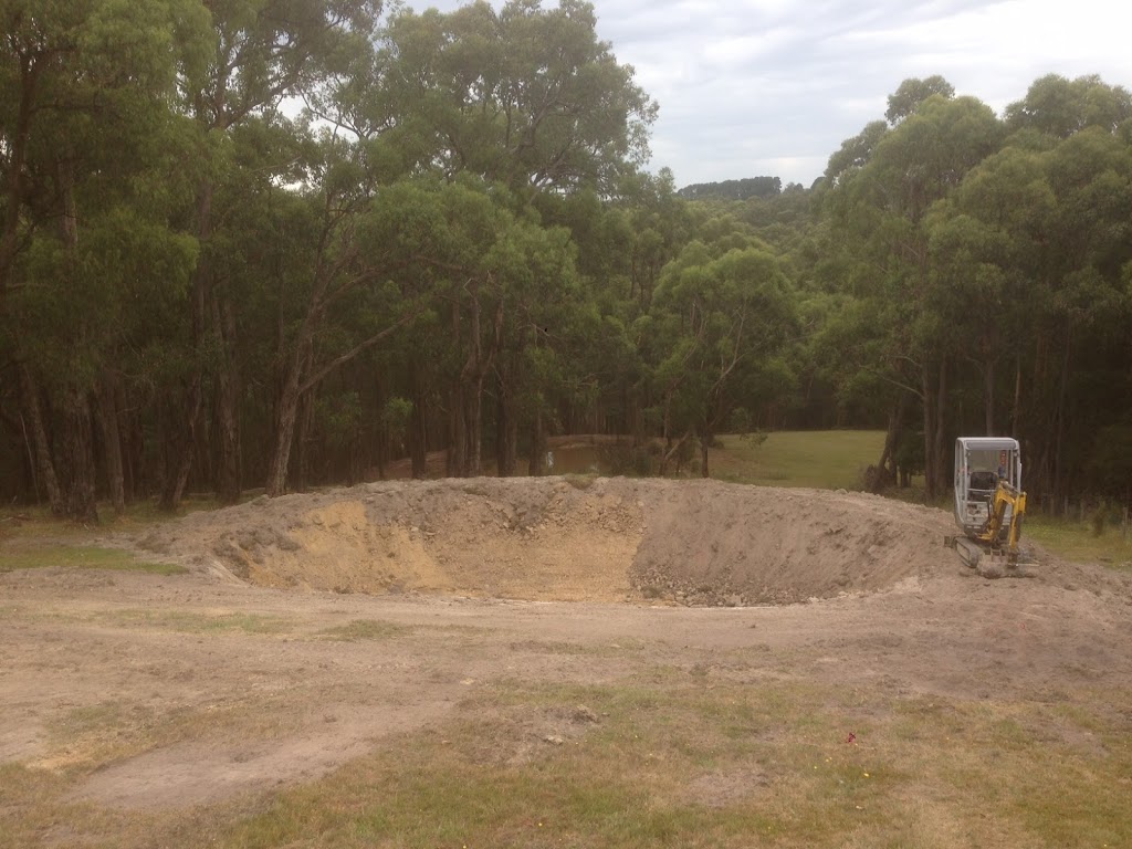 Emerald Earthworks | 53 Beaconsfield-Emerald Rd, Emerald VIC 3782, Australia | Phone: 0431 151 787