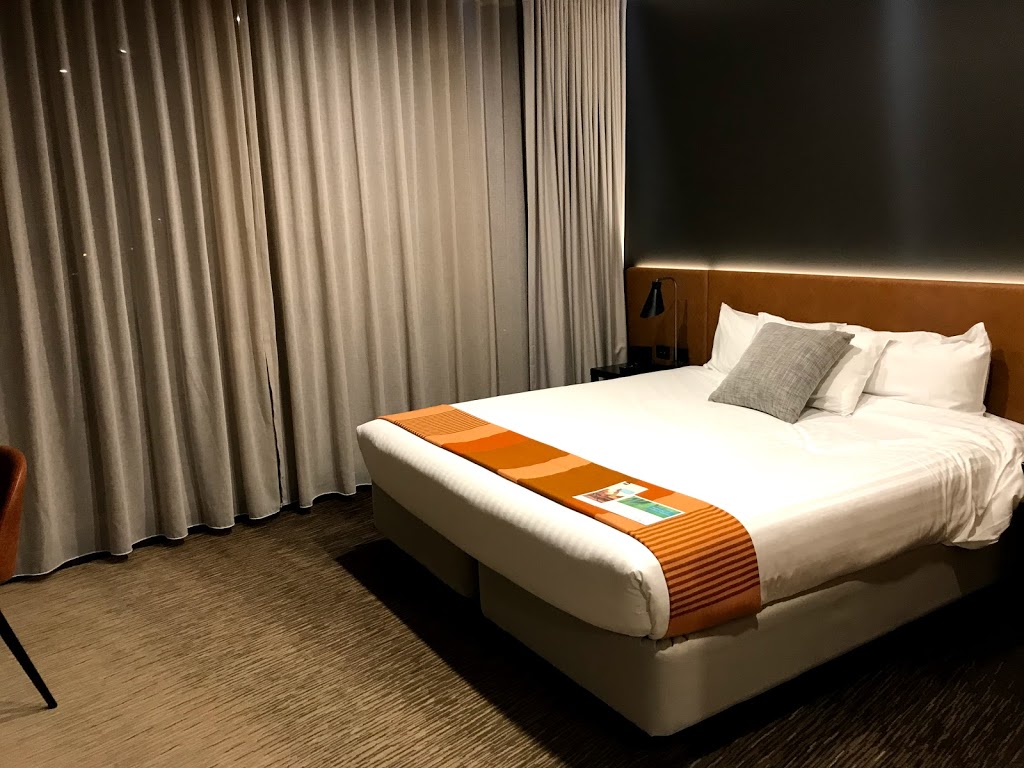 Vibe Hotel Canberra | 1 Rogan St, Canberra ACT 2609, Australia | Phone: (02) 6201 1500