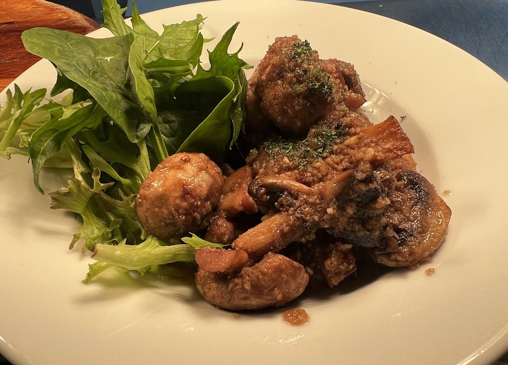 Bistro Nomad | 2259 Pacific Hwy, Heatherbrae NSW 2324, Australia | Phone: (02) 4987 1946