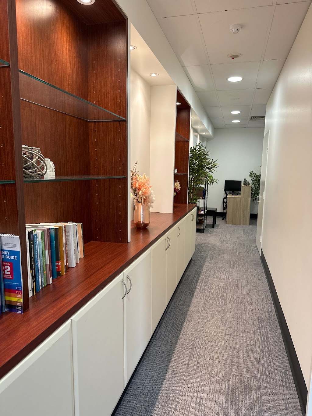 Blossoming Minds Therapy | Suite 11, Level 3/499 Windsor Rd, Baulkham Hills NSW 2153, Australia | Phone: 0412 899 086